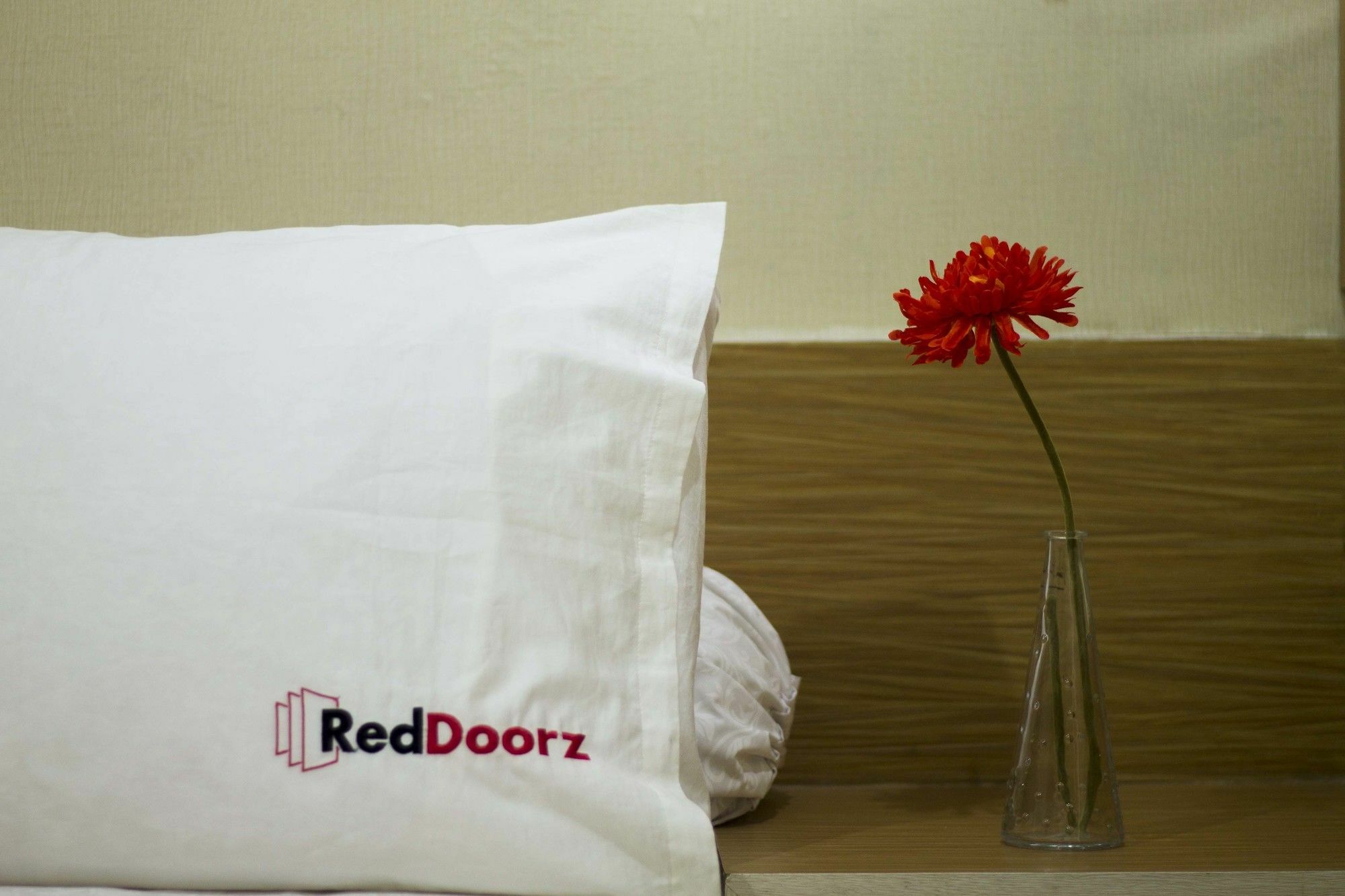 Reddoorz @ Sersan Bajuri Bandung